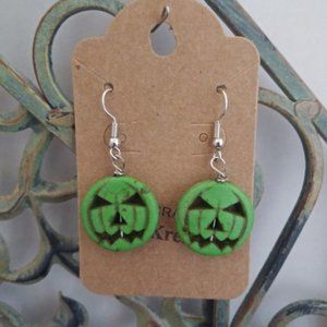 GREEN JACK O LATERN EARRINGS- NEW -HALLOWEEN